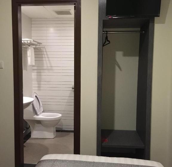 Check Inn Hotel Tawau