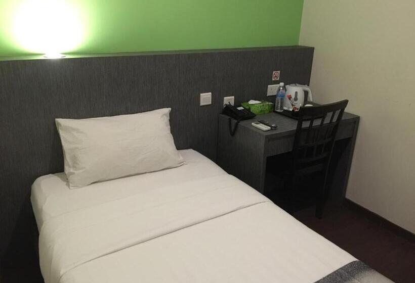 Check Inn Hotel Tawau