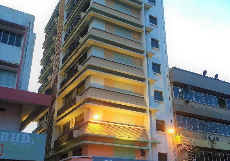 Check Inn Hotel Tawau