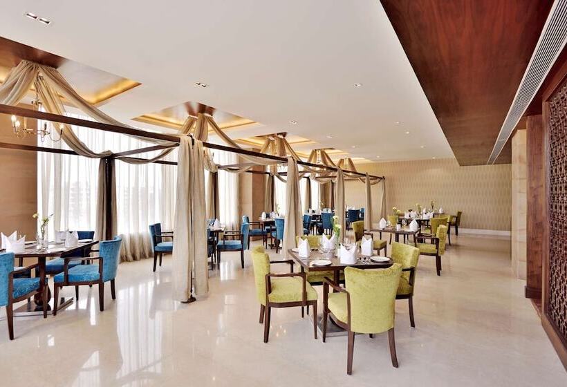 Отель Country Inn & Suites By Radisson Kota