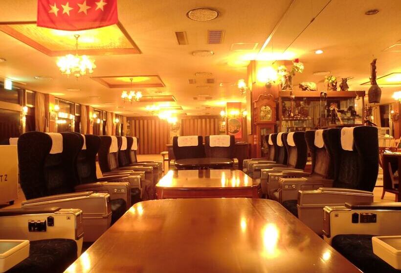 ホテル Daisen White Palace