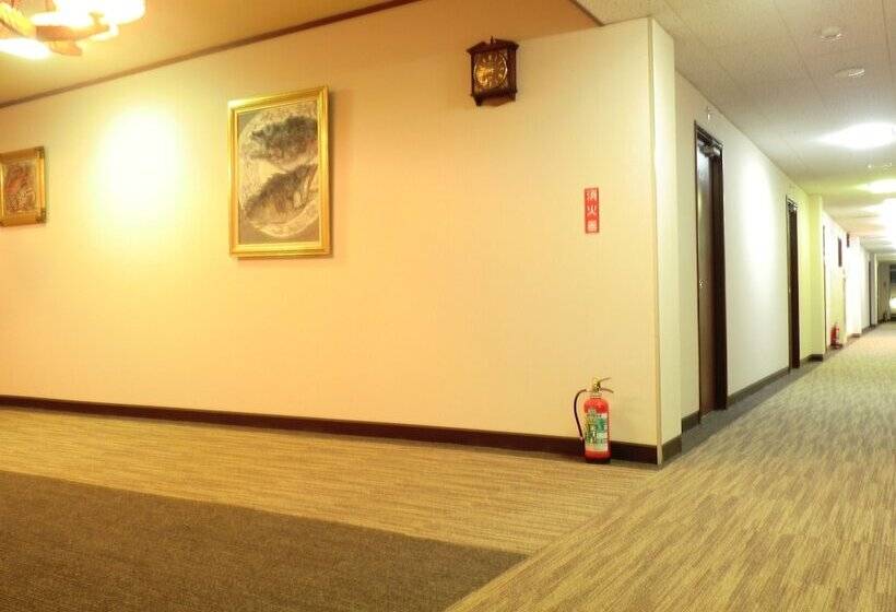 ホテル Daisen White Palace