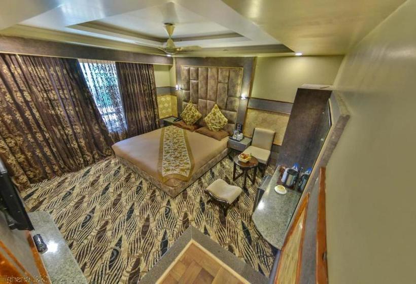 Hotel Eden Resorts And Suits