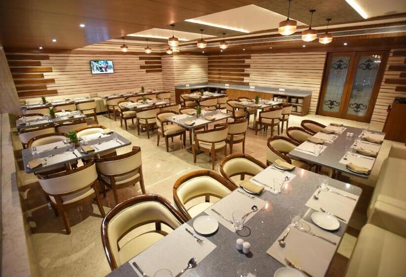 فندق Grand Rajputana