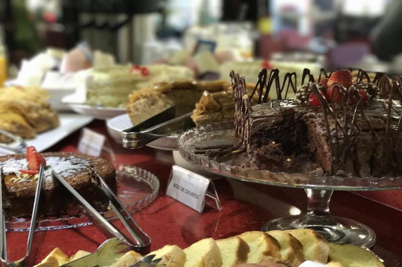 Holiday & Business Hotel Em Frente Ao Centro De Eventos E Arena Conda