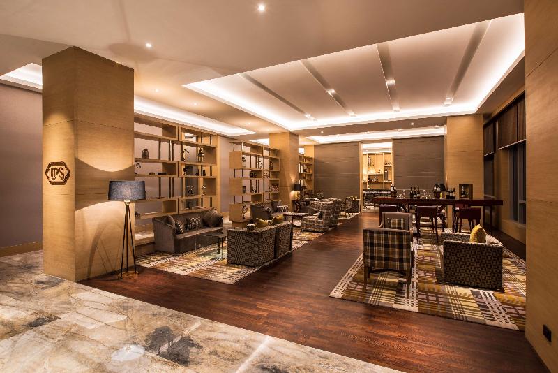 Отель Hyatt Regency Lucknow Gomti Nagar