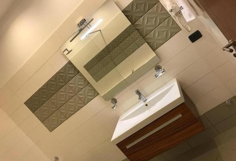 בית מלון כפרי Icon