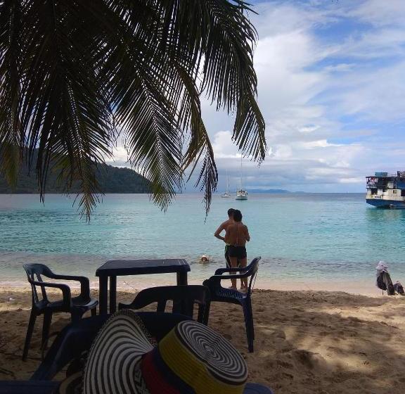 هتل Oleajes Capurganá