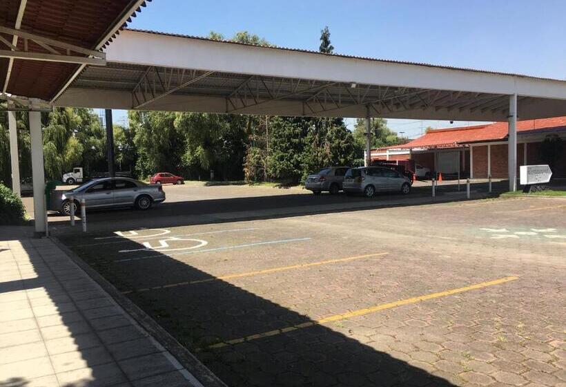 هتل Oliver Inn Toluca