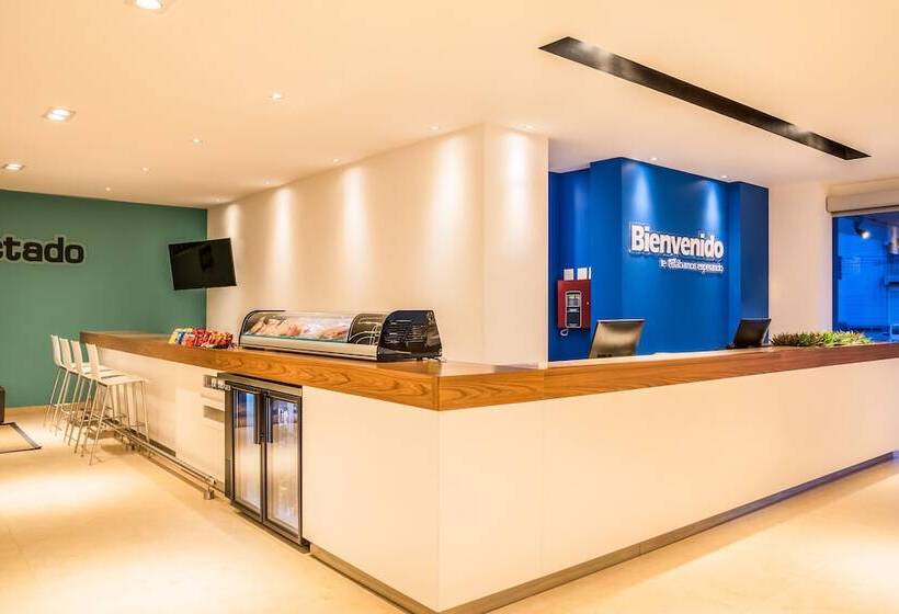 فندق One Puebla Serdan