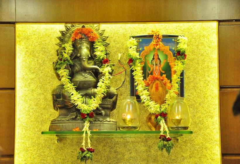 Отель Pai Residency