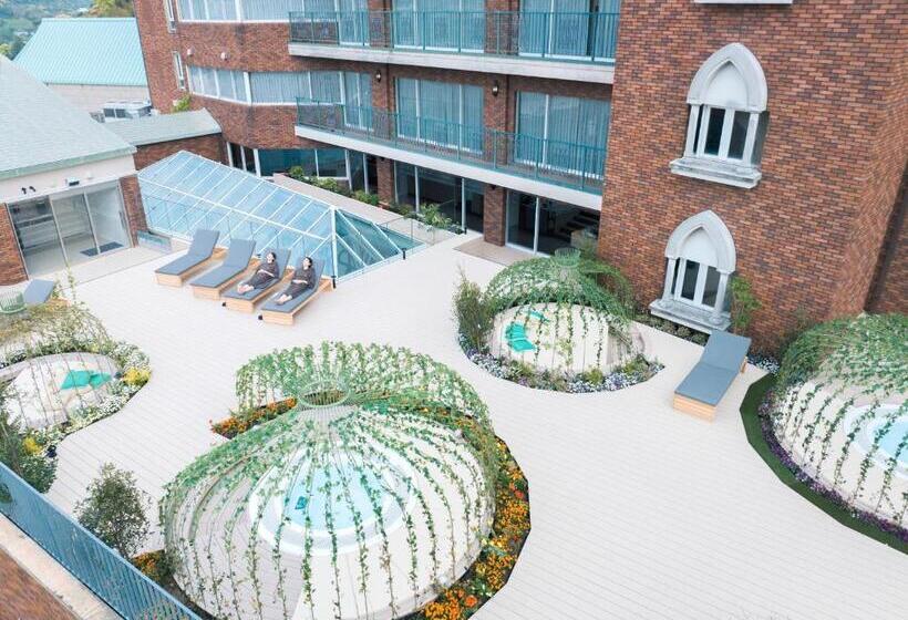 Royal Chester Nagasaki Hotel&retreat