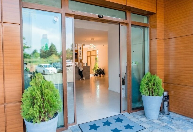 בית מלון כפרי St. Panteleimon Beach