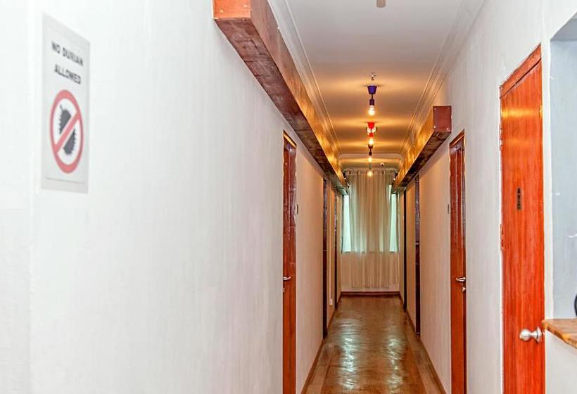 ホテル Zen Rooms Basic Star City Complex