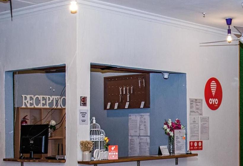 ホテル Zen Rooms Basic Star City Complex