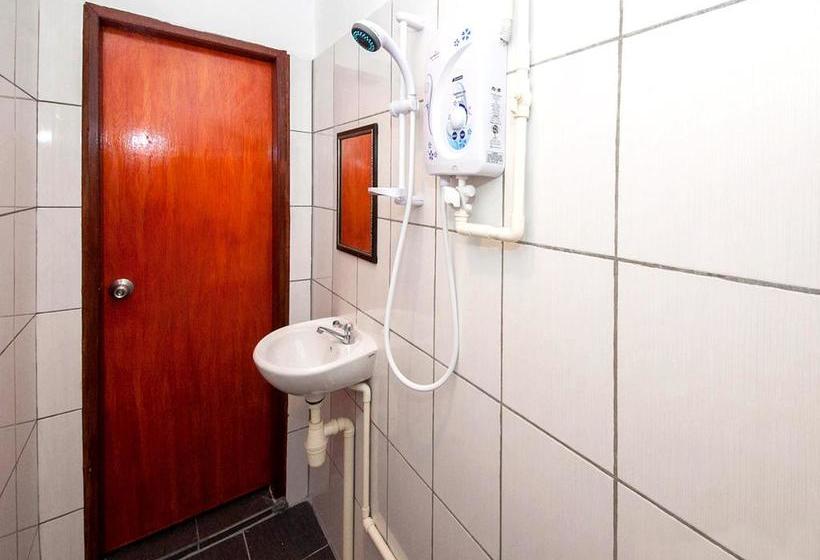 ホテル Zen Rooms Basic Star City Complex