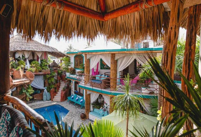 Monyoli Hotel & Boutique