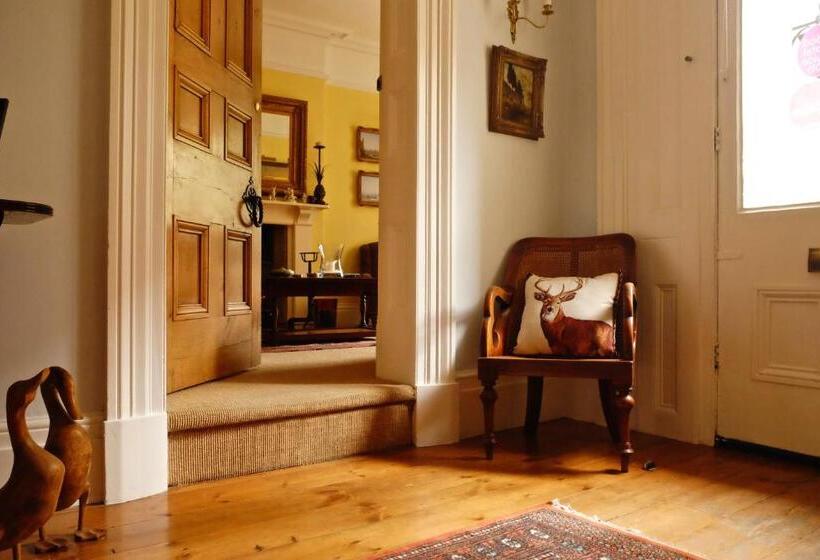 The Library House B&b