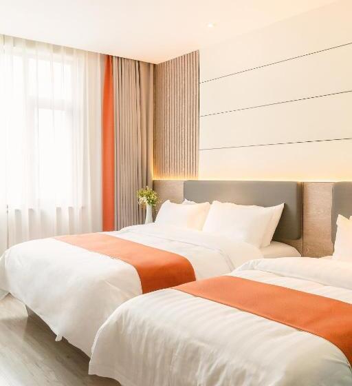 昊丽贵阳喷水池地铁站酒店