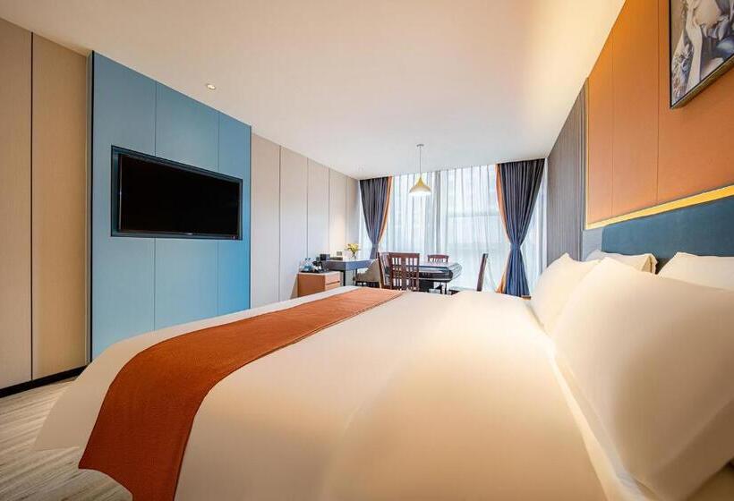 昊丽贵阳喷水池地铁站酒店