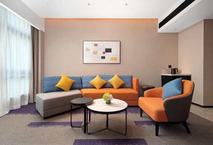 南宁兴宁希尔顿欢朋酒店