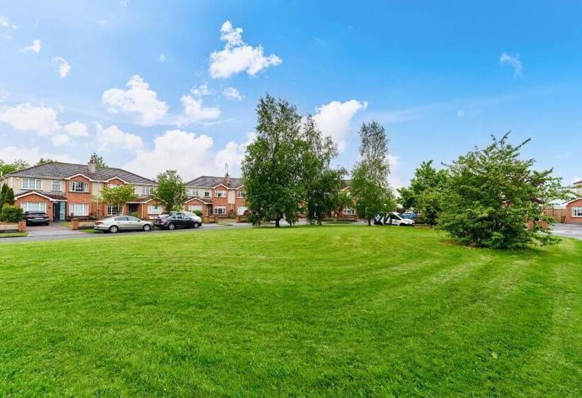 צימר 117 Balreask Manor