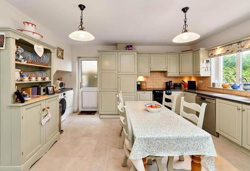 צימר 117 Balreask Manor