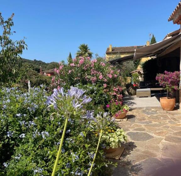 민박 La Borréliane