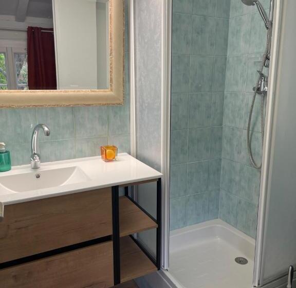 민박 La Borréliane