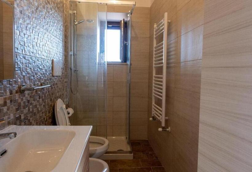 مبيت وإفطار La Rovazzola