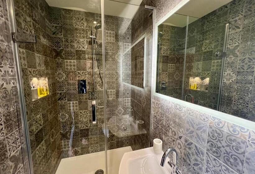 مبيت وإفطار Orchard Dene
