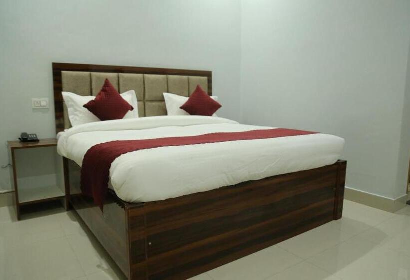 Bed and Breakfast Sundarvan Cafe N Retreat