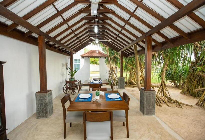 Bed and Breakfast Villa Oceana Hikkaduwa