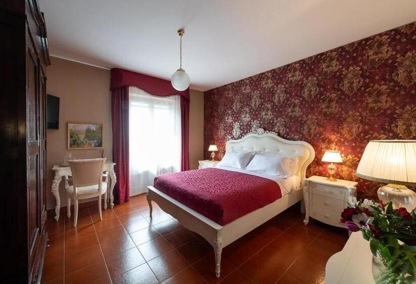 ベッドアンドブレックファースト Villa Rossella