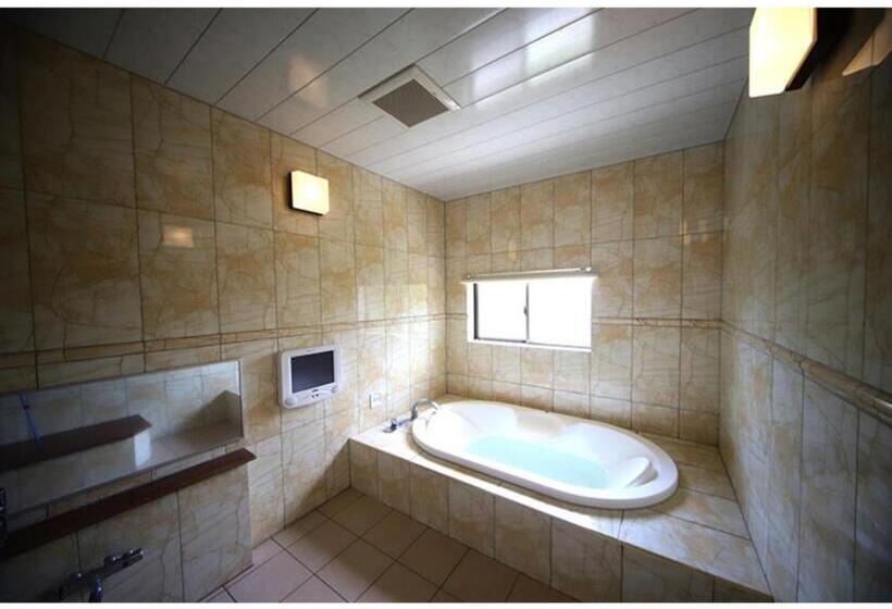 Business Hotel Green Road   Vacation Stay 45117v