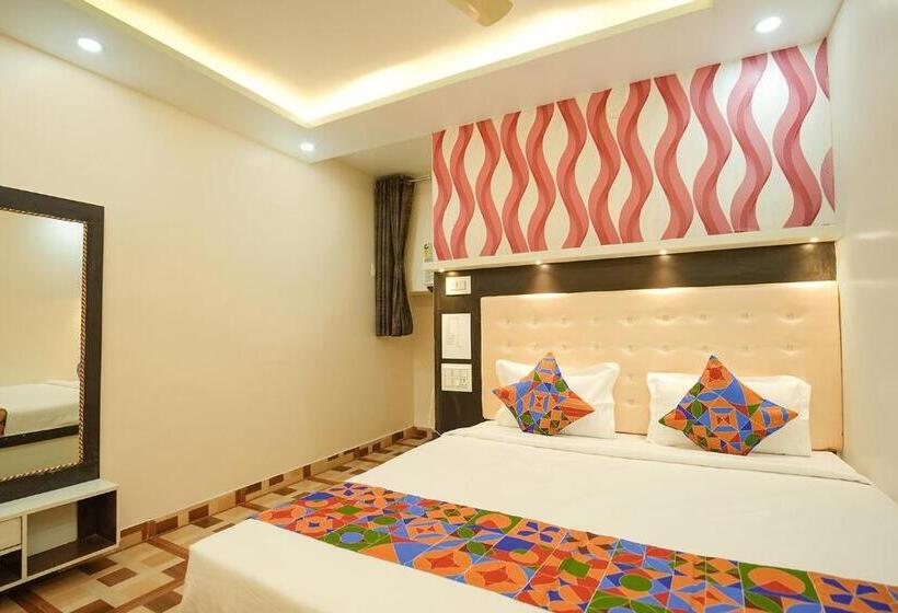 Fabhotel Grand Vatika