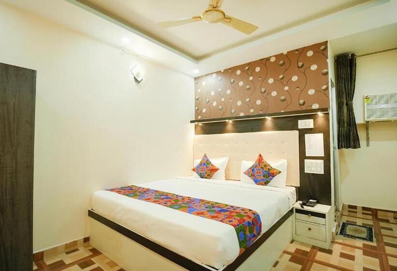 Fabhotel Grand Vatika