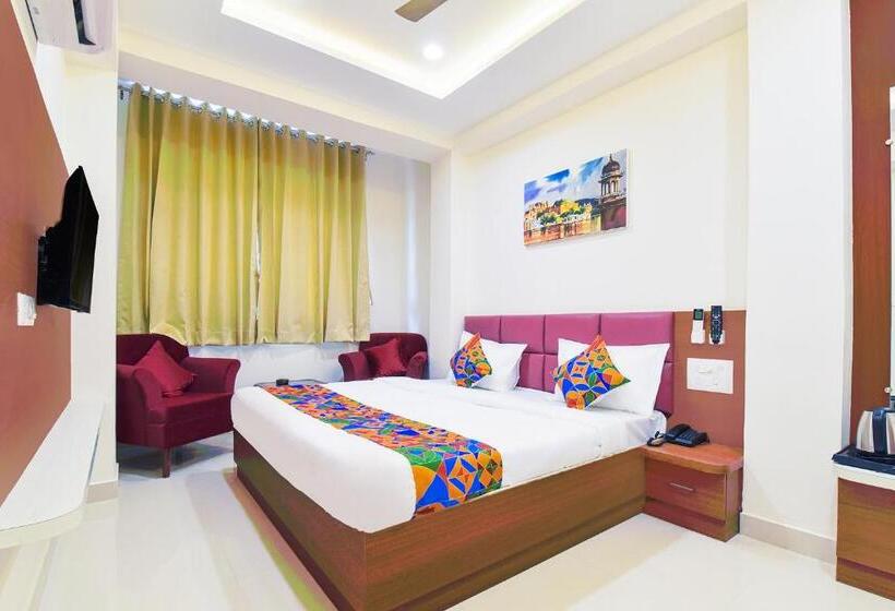 Fabhotel Samrat Regency