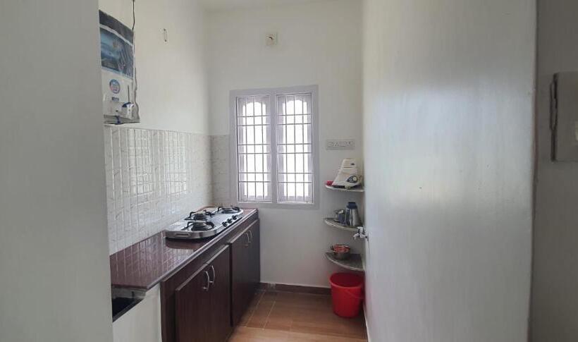 Flash3 Beach Resort Ecr