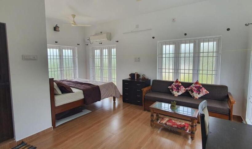 Flash3 Beach Resort Ecr