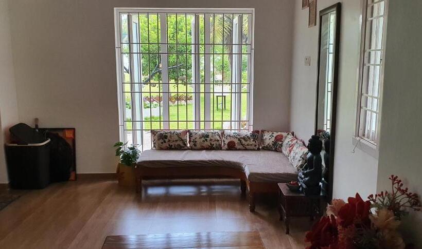 Flash3 Beach Resort Ecr