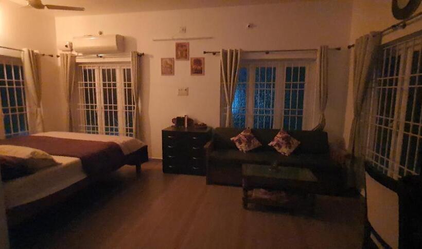 Flash3 Beach Resort Ecr