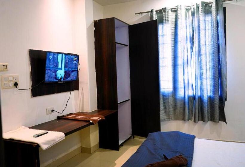 酒店 Bal Residency 120 Mt Golden Temple