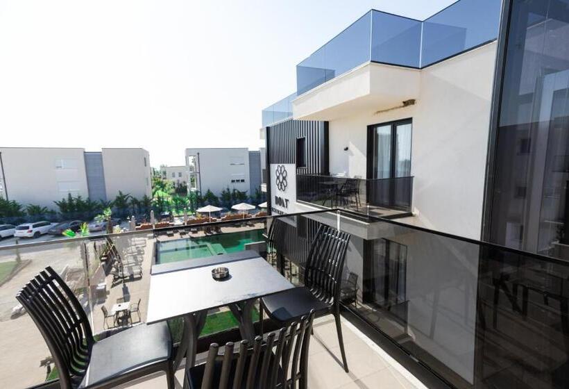 فندق Bolt Boutique