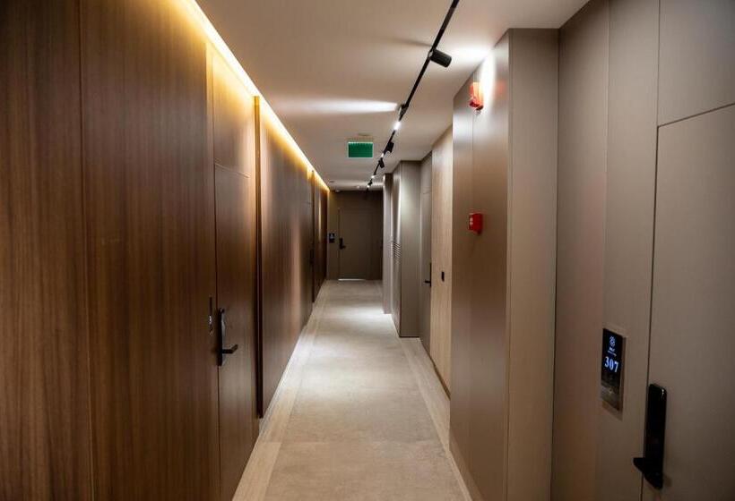 فندق Bolt Boutique