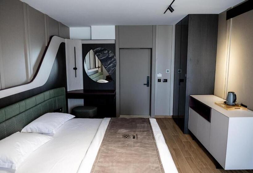 فندق Bolt Boutique