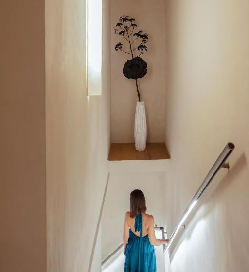 בית מלון כפרי C10 Boutique