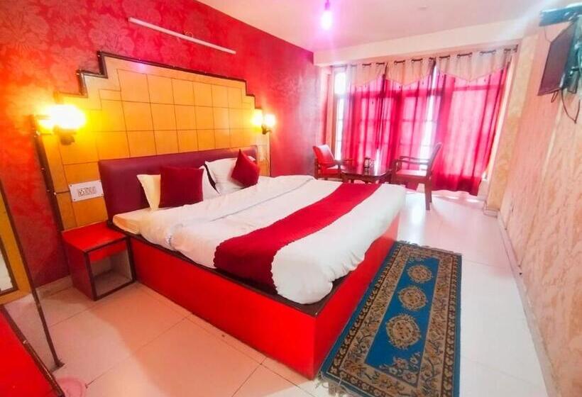 فندق Gilbert Mountain View