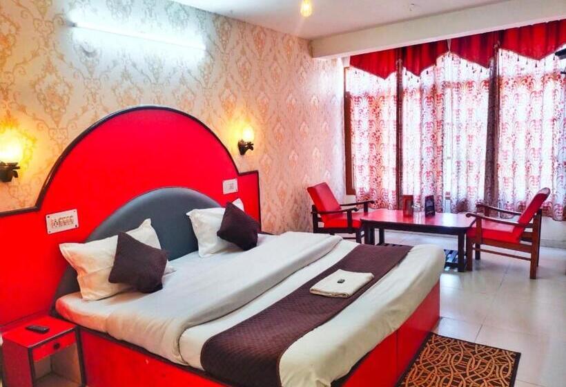 فندق Gilbert Mountain View