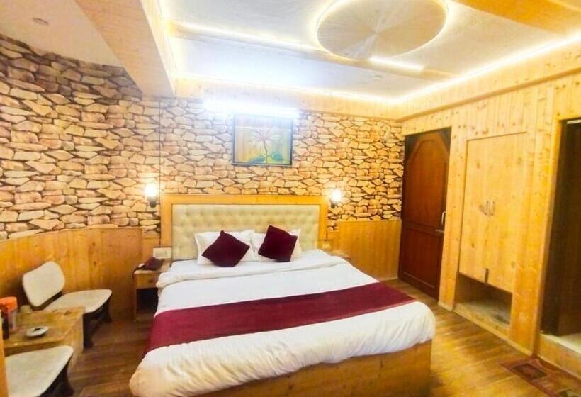 فندق Gilbert Mountain View